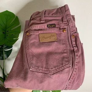Adorable Women’s Wrangler Jeans